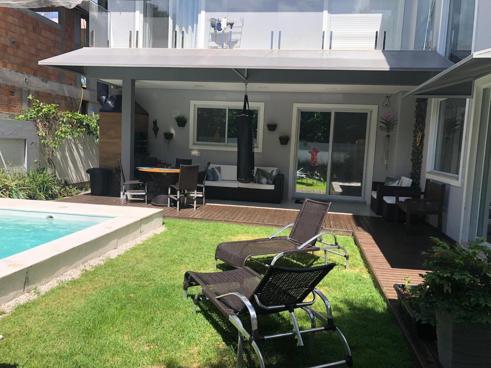 Casa Luxo Com Piscina A 500 Metros Da Praia Florianópolis Exteriör bild